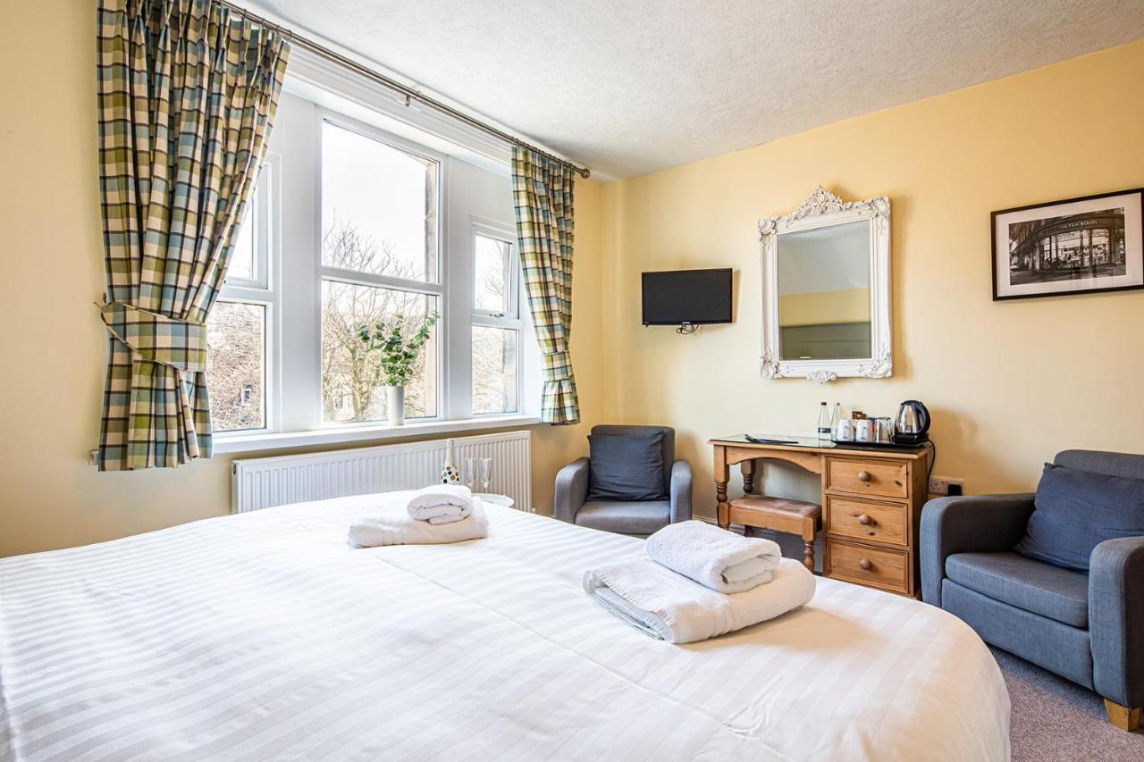 Fountains Guest House - Harrogate Stays Buitenkant foto