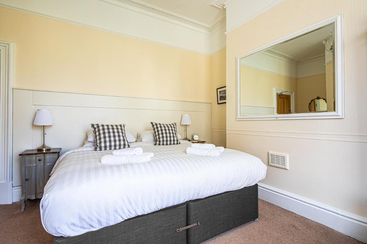 Fountains Guest House - Harrogate Stays Buitenkant foto