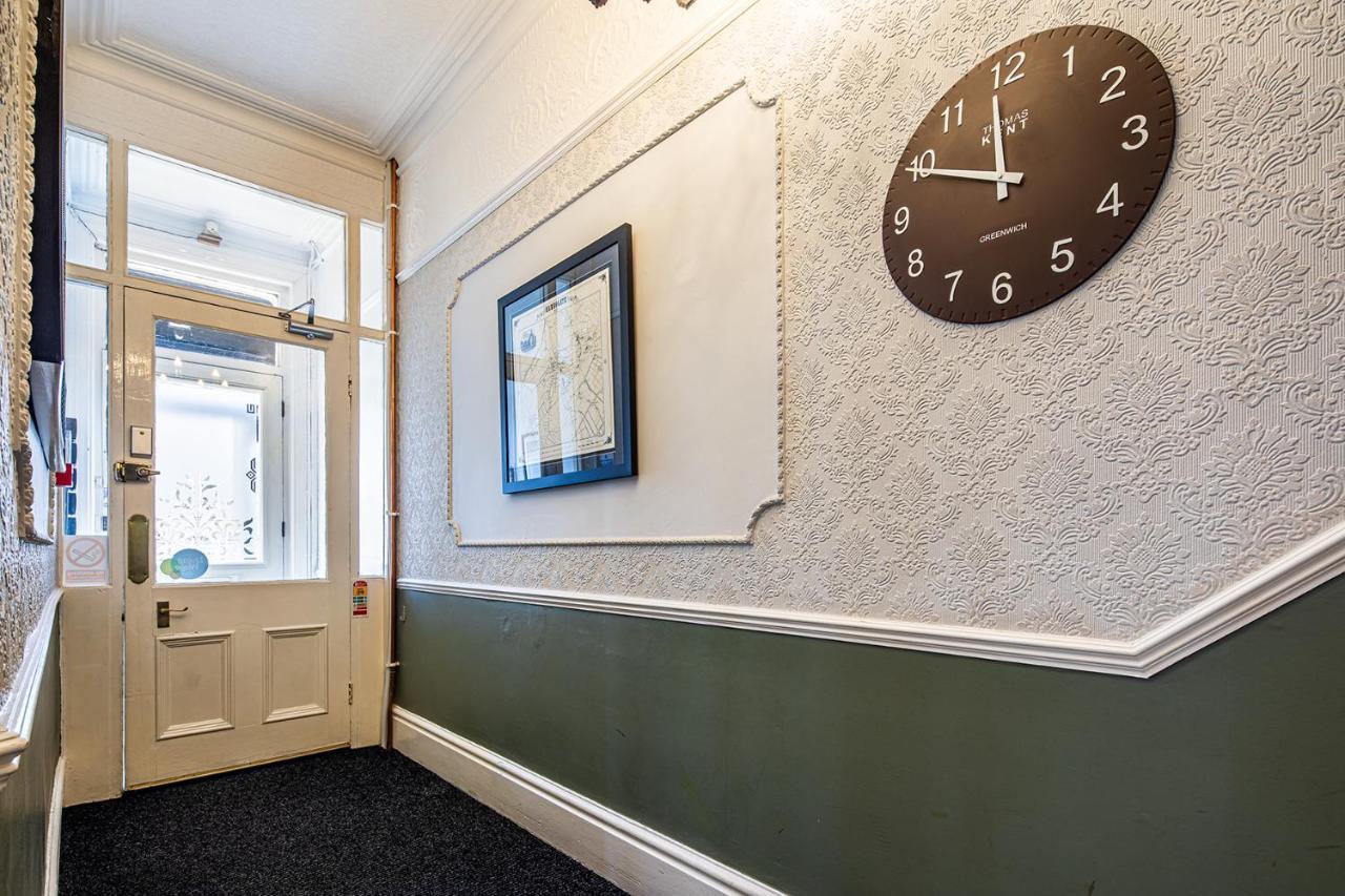 Fountains Guest House - Harrogate Stays Buitenkant foto