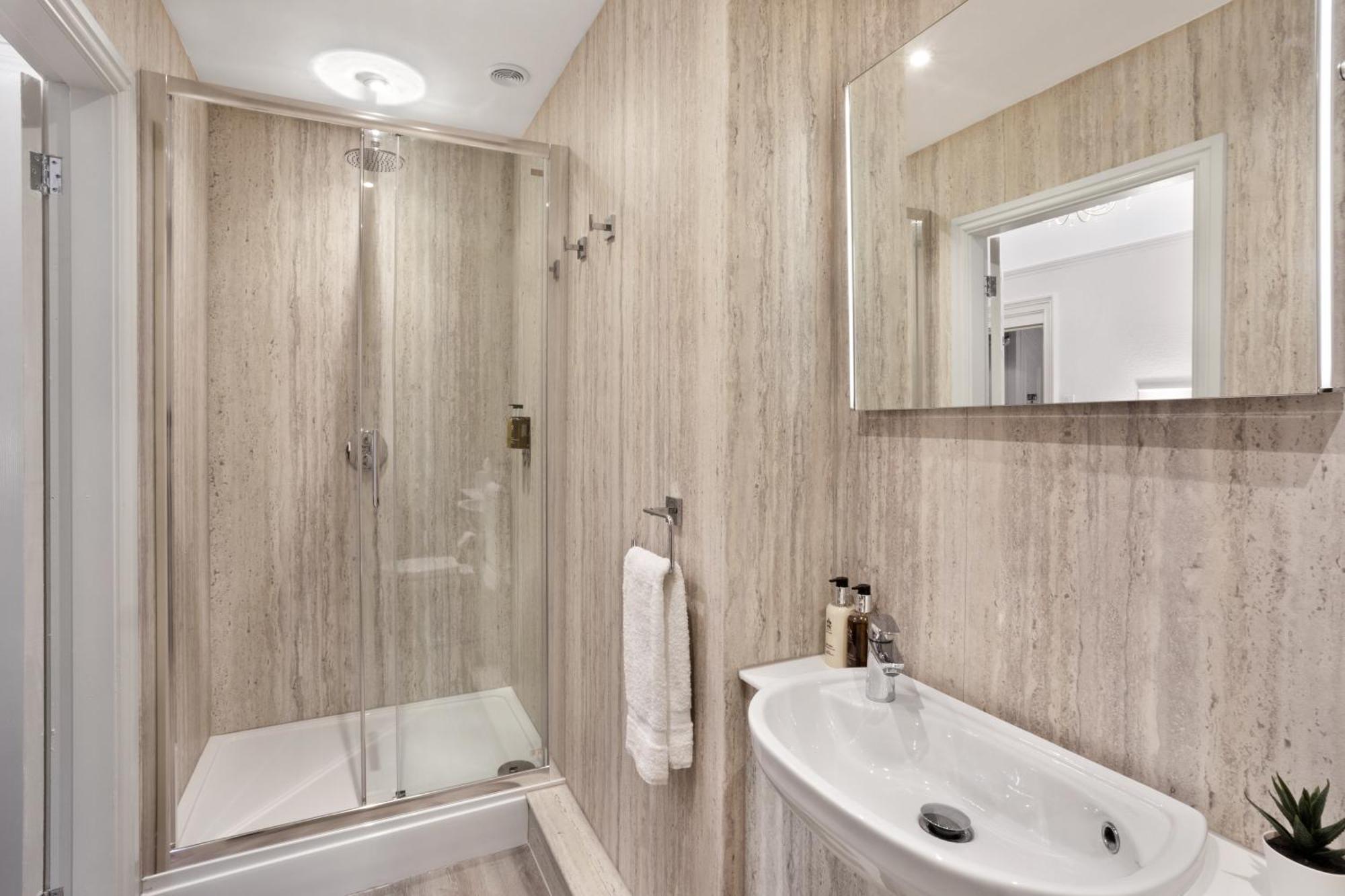 Fountains Guest House - Harrogate Stays Buitenkant foto